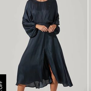 ASTR blue Marin dolman sleeve midi dress